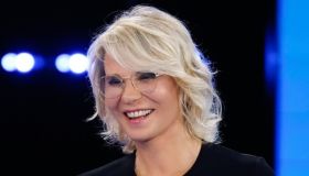 Serale di Amici 2026, Valentina torna a casa tra le lacrime: le parole di Maria De Filippi