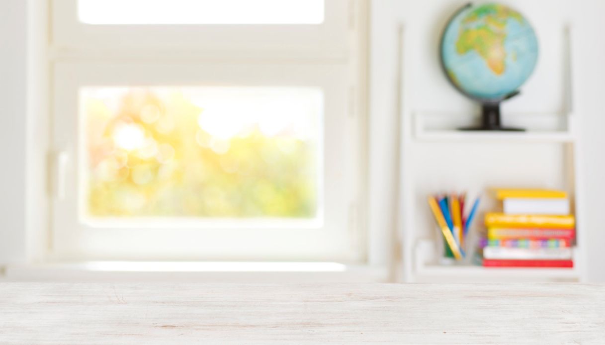 Scrivanie dei bambini e ragazzi