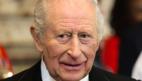 Re Carlo, le famiglie delle vittime di Epstein chiedono un incontro