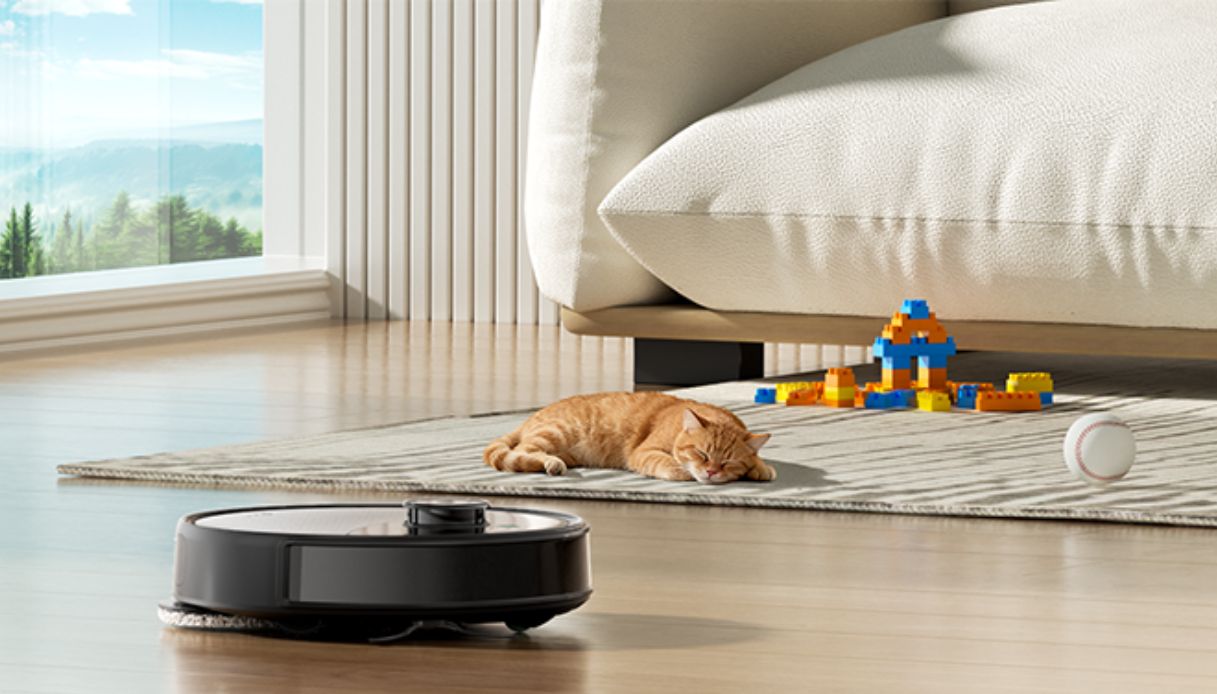 Aspira, lava con mop e asciuga. Il robot aspirapolvere tutto fare è quasi regalato. È l’affare del mese