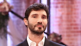 De Martino, in beneficenza il risarcimento dei video intimi rubati: parlano i legali