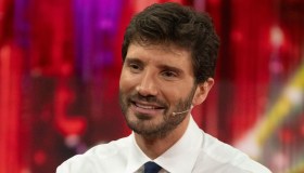 Affari Tuoi, Stefano De Martino fallisce: “Partita difficile”. Poi la svolta inaspettata