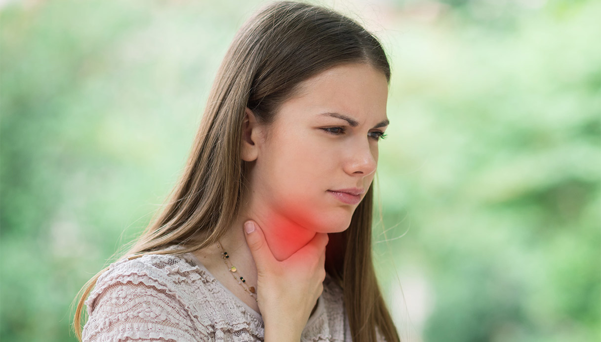 Corde vocali, scoperto come si diffonde il tumore: i consigli per proteggere la voce