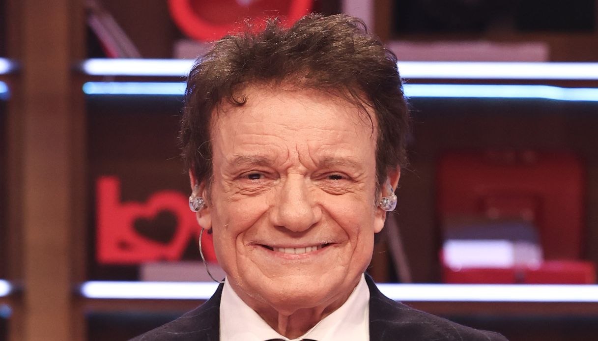 tutti i sogni ancora in volo pagelle massimo ranieri showman 9 rocio munoz morales eleganza misurata 65 da Dilei.it tutti i sogni ancora in volo pagelle massimo ranieri showman 9 rocio munoz morales eleganza misurata 65