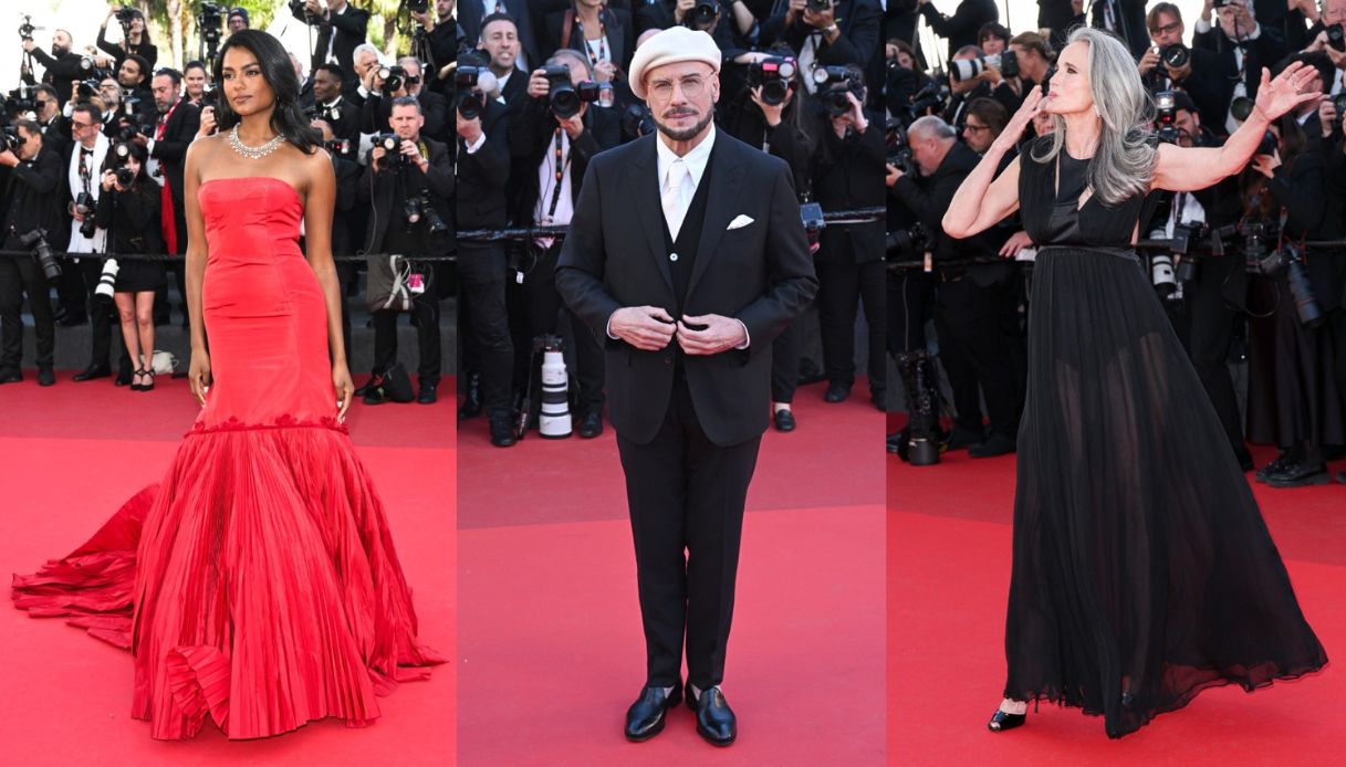Festival di Cannes 2026, le pagelle dei look della quarta serata: Simone Ashley in rosso rubino d'archivio (9), John Travolta lascia perplessi (6-)
