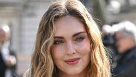 Chiara Ferragni, il look con tocco mannish per il primo weekend a Forte dei Marmi