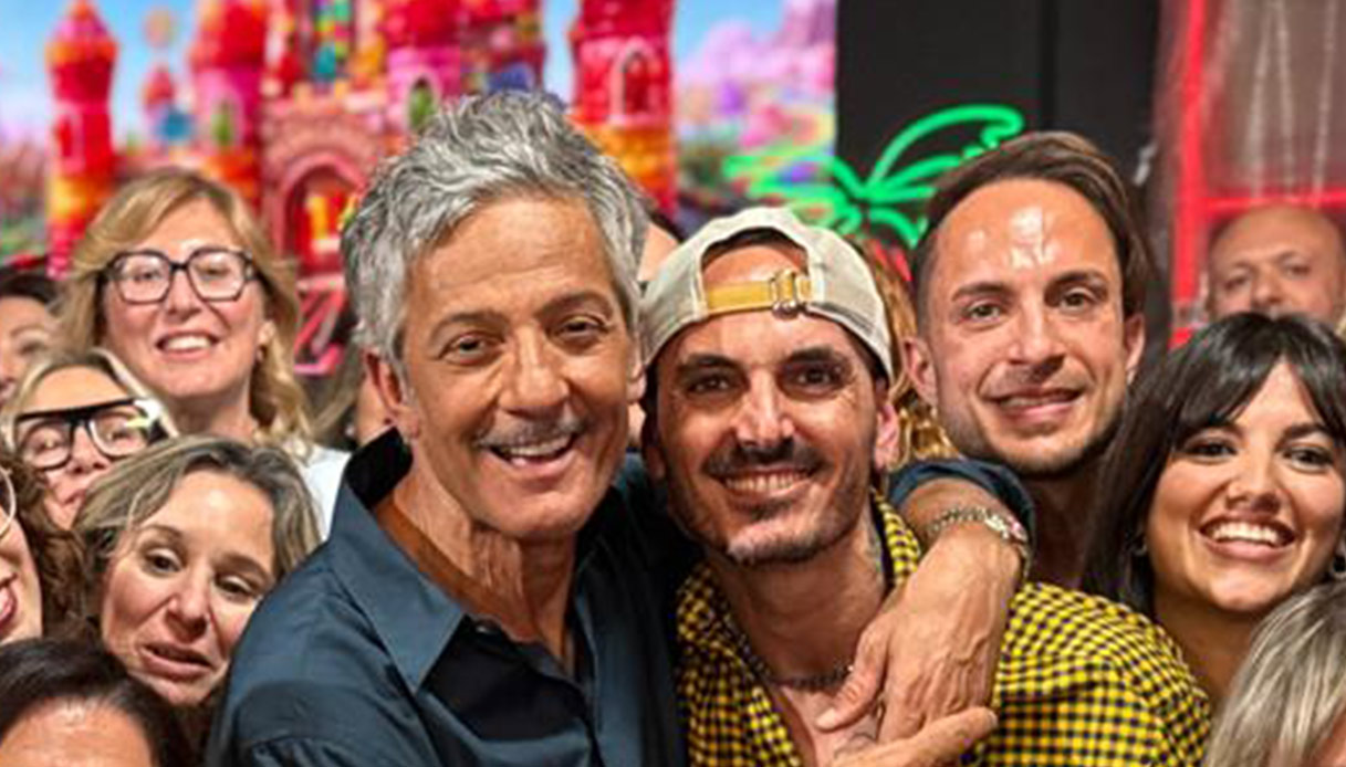 fiorello a la pennicanza la battuta di sal da vinci fake raggela da Dilei.it fiorello a la pennicanza la battuta di sal da vinci fake raggela