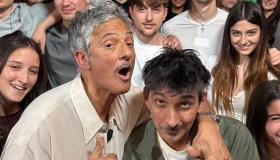Fiorello a La Pennicanza: “I David di Donatello? Ascolti così fanno bene a Berlusconi”