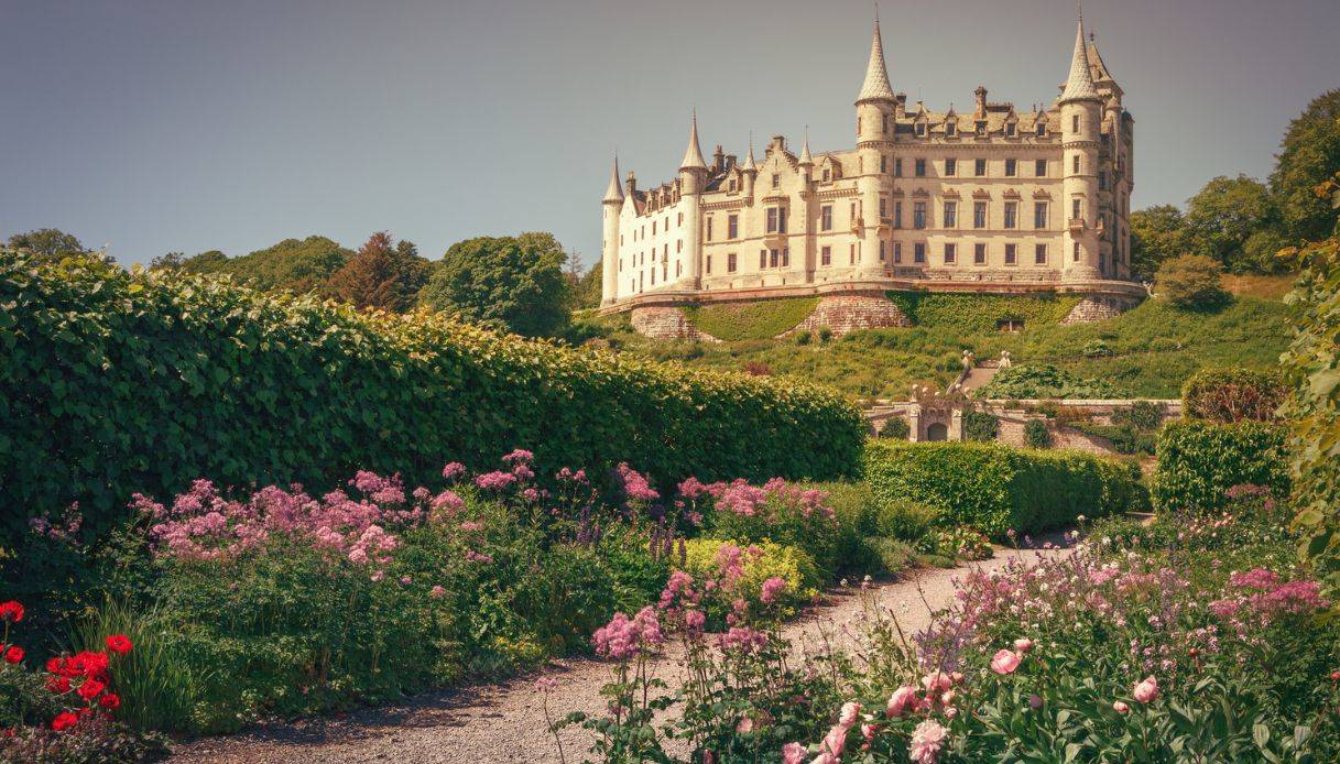 Il castello di Dunrobin, i magnifici esterni