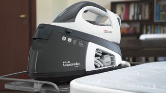 Addio pieghe ostinate (anche sui vestiti svolazzanti). La vaporella in sconto su Amazon è l’affare del giorno