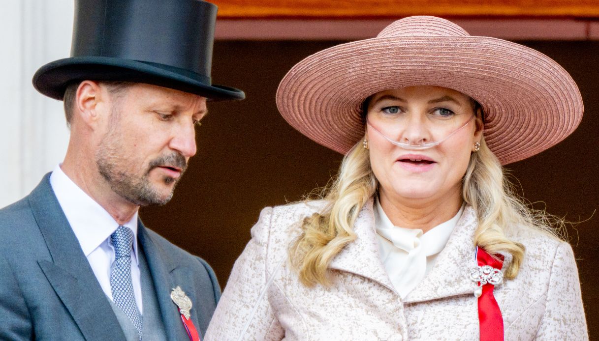 mette marit peggiora haakon costretto a rientrare urgentemente dal giappone da Dilei.it mette marit peggiora haakon costretto a rientrare urgentemente dal giappone