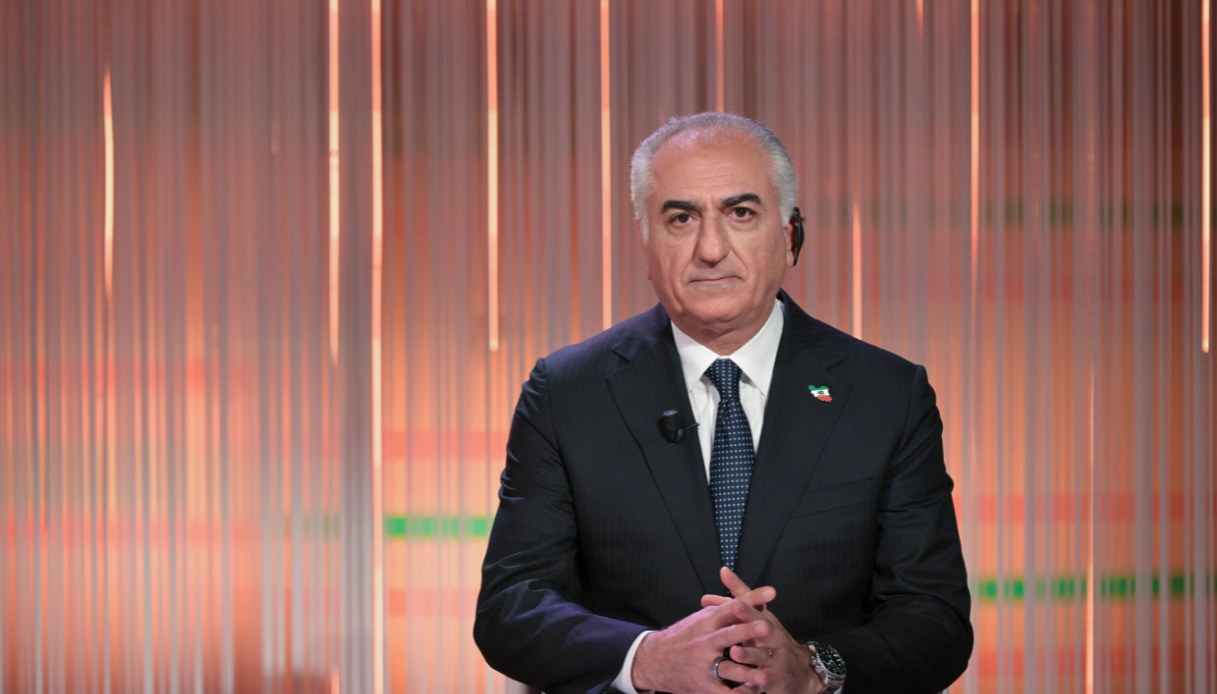 Reza Pahlavi intervistato da Bruno Vespa per la TV italiana