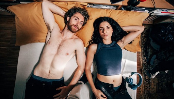 Cast Rosa Elettrica