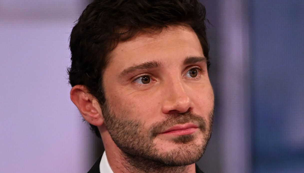 affari tuoi la storia di giada commuove stefano de martino da Dilei.it affari tuoi la storia di giada commuove stefano de martino