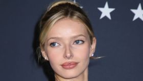 Apple Martin, la figlia di Gwyneth Paltrow debutta come attrice e replica il look della mamma
