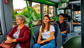 Sicurezza, autonomia, lavoro: le donne che scelgono (e guidano) il trasporto pubblico