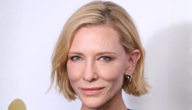 Cate Blanchett, trasparenze e charme: il look è pura classe