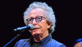 Fabio Concato torna sul palco dopo il tumore: “Da certe cose non si guarisce mai”