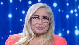 Dalla strada al palco, le pagelle della quarta puntata: Sal Da Vinci fa impazzire tutti (8), Mara Venier e la sua gaffe (9)