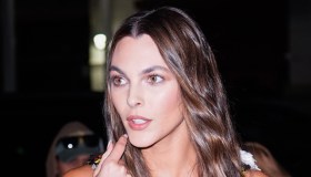 Met Gala pre-party da Bezos, Vittoria Ceretti sensualissima in trasparenze