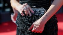 Look fluflly e a tutto piume. Così Cannes 2026 ha svelato la tendenza della primavera che non sapevamo di desiderare