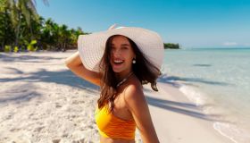 Quest’estate siamo tutti ossessionati dai profumi alla banana: 4 tra cui scegliere per lasciare una golosa scia