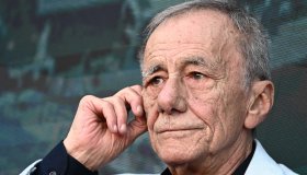 Roberto Vecchioni torna in tv dopo il malore: “Ho rischiato di morire”