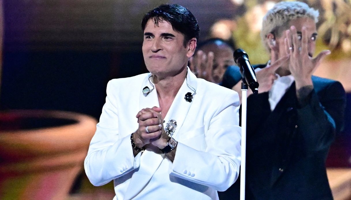 Eurovision Song Contest 2026, tenta il colpaccio con il record e si commuove sul palco