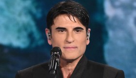 Sal Da Vinci lancia il nuovo album, Per sempre sì ed è un trionfo