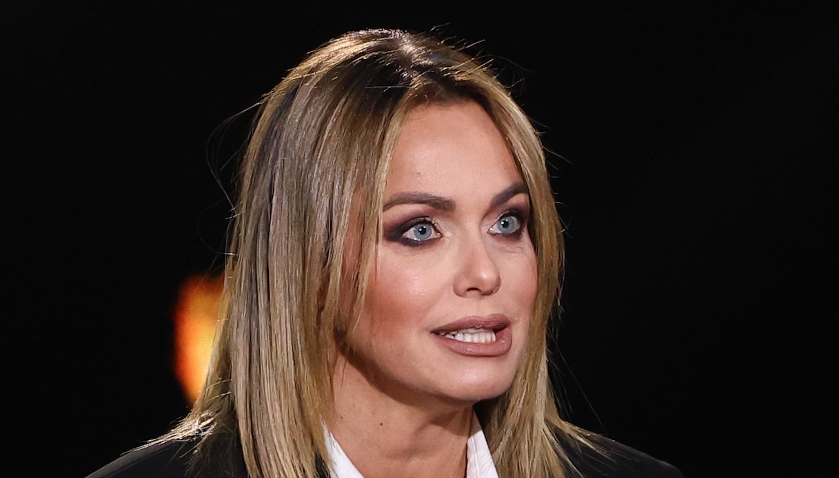 Sonia Bruganelli, lo sfogo per la figlia in ospedale: “L’empatia si dimostra”
