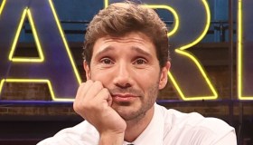 Affari Tuoi, Stefano De Martino: “Non abbiamo rischiato”. Quanto ha perso la concorrente