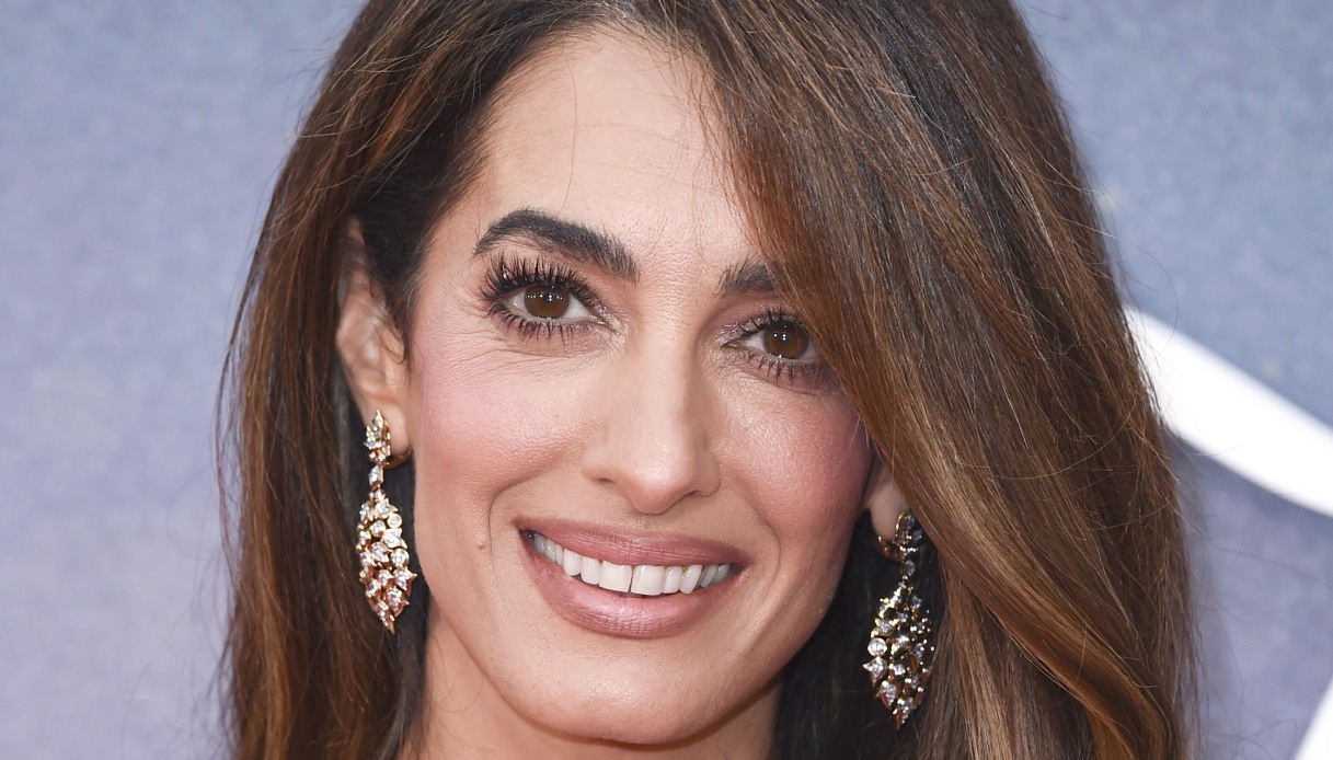 amal clooney conquista e rivisita lo stile equestrian chic bellissima da Dilei.it amal clooney conquista e rivisita lo stile equestrian chic bellissima