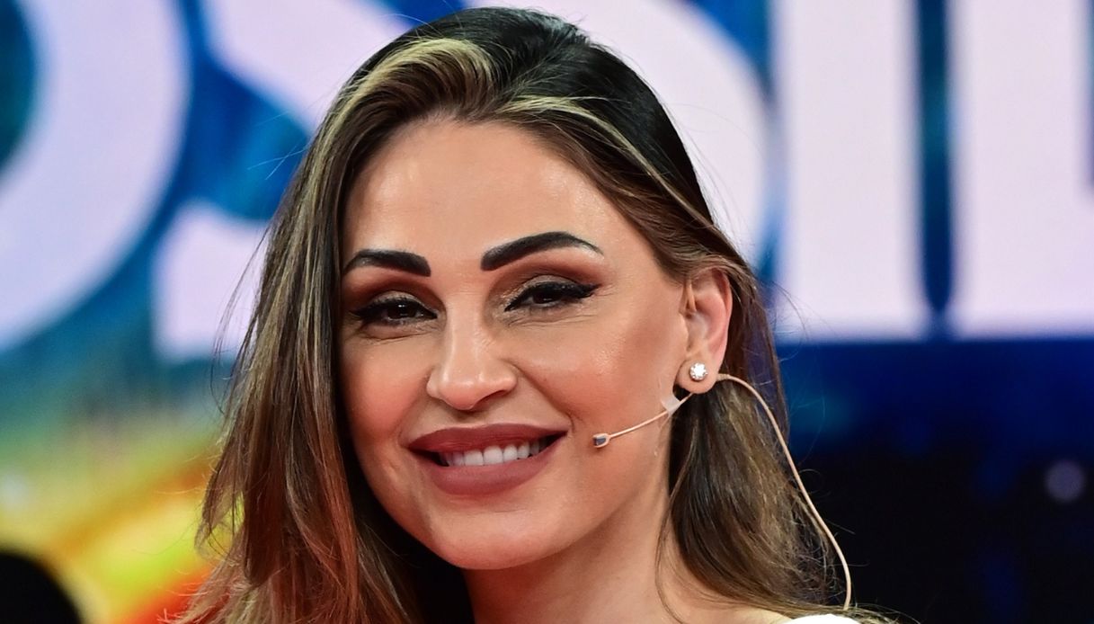sarabanda celebrity le pagelle del 18 giugno anna tatangelo vero talento 9 staffelli polemico 5 da Dilei.it sarabanda celebrity le pagelle del 18 giugno anna tatangelo vero talento 9 staffelli polemico 5