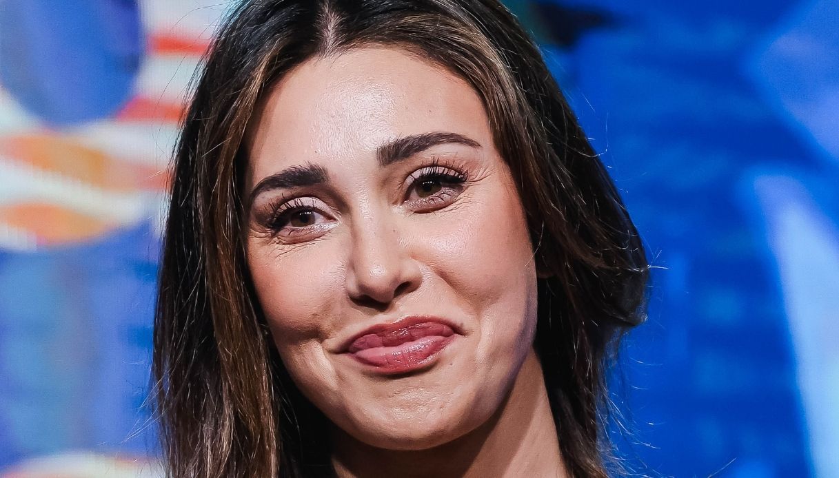 Belen in ripresa dopo le settimane difficili: il pomeriggio insieme a Cecilia