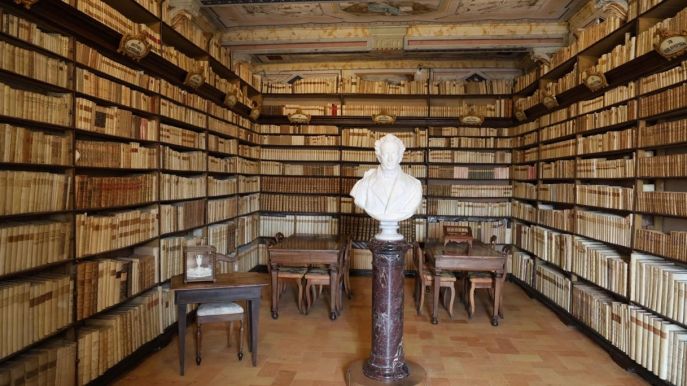 La casa di Giacomo Leopardi con il ciclo di affreschi appena ritrovati
