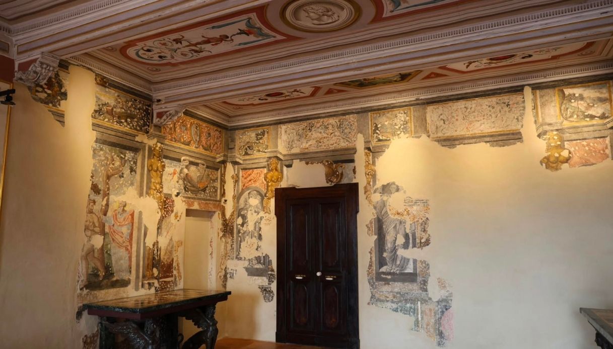 Gli affreschi in casa Leopardi