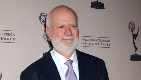 Morto James Burrows, chi era il regista di Will & Grace e Cin Cin