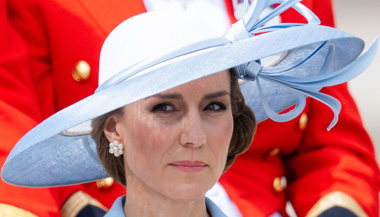 kate middleton lo sguardo glaciale in carrozza cosa 232 successo alla parata da Dilei.it kate middleton lo sguardo glaciale in carrozza cosa 232 successo alla parata