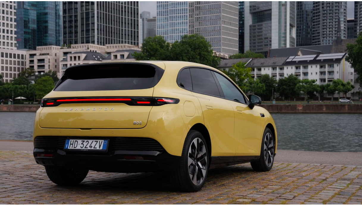 Leapmotor B05, l’elettrica che accende le emozioni