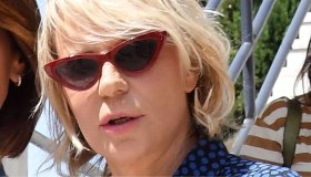 Maria De Filippi in vacanza a Ibiza. “Sola con il figlio Gabriele”