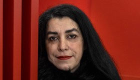 Addio a Marjane Satrapi, l’autrice di Persepolis: il dolore mai superato per la morte del marito