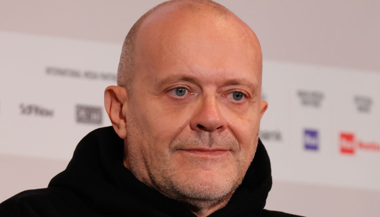 Max Pezzali, le parole per la fan ferita tra due autobus dopo il concerto a Bologna