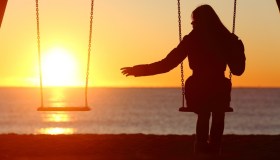 Morta di tristezza Marjane Satrapi, cosa significa, quali i sintomi e gli interventi
