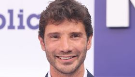 Affari Tuoi, Stefano De Martino balla un lento con Martina Miliddi e incanta tutti