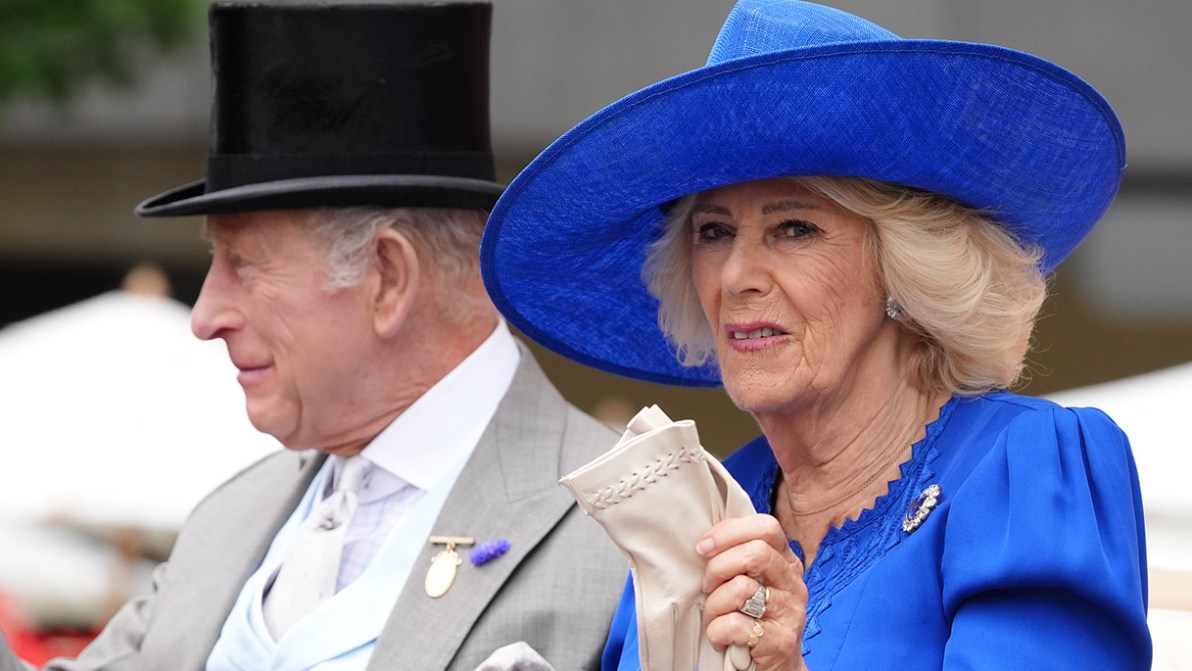 Re Carlo lascia per sempre Buckingham Palace: Camilla dietro questa scelta