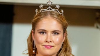 Caterina Amalia d’Olanda, il diadema indossato al banchetto di Stato ha un significato speciale