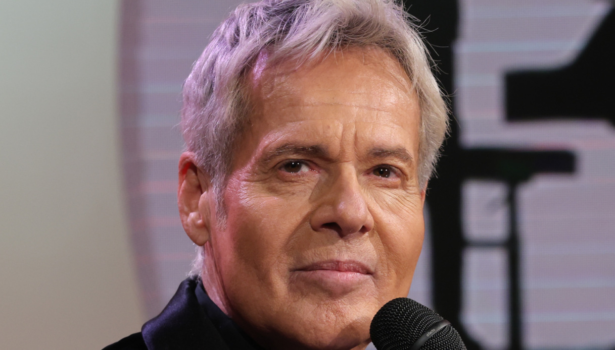 Claudio Baglioni torna sui social dopo lo stop forzato: "La malattia ha colpito il mio punto forte"