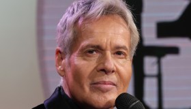 Claudio Baglioni torna sui social dopo lo stop forzato: “La malattia ha colpito il mio punto forte”