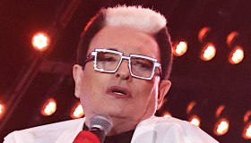 Cristiano Malgioglio: “Mi sono sposato”. L’annuncio davanti a Carlo Conti