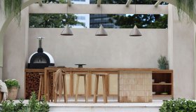 Come progettare l’angolo bar perfetto in casa per l’estate 2026